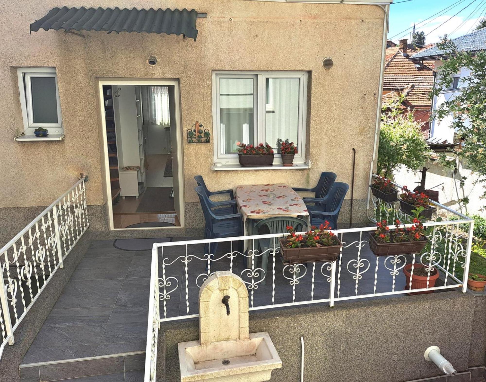 Apartman Slatki Dom 1 塞拉耶佛 外观 照片
