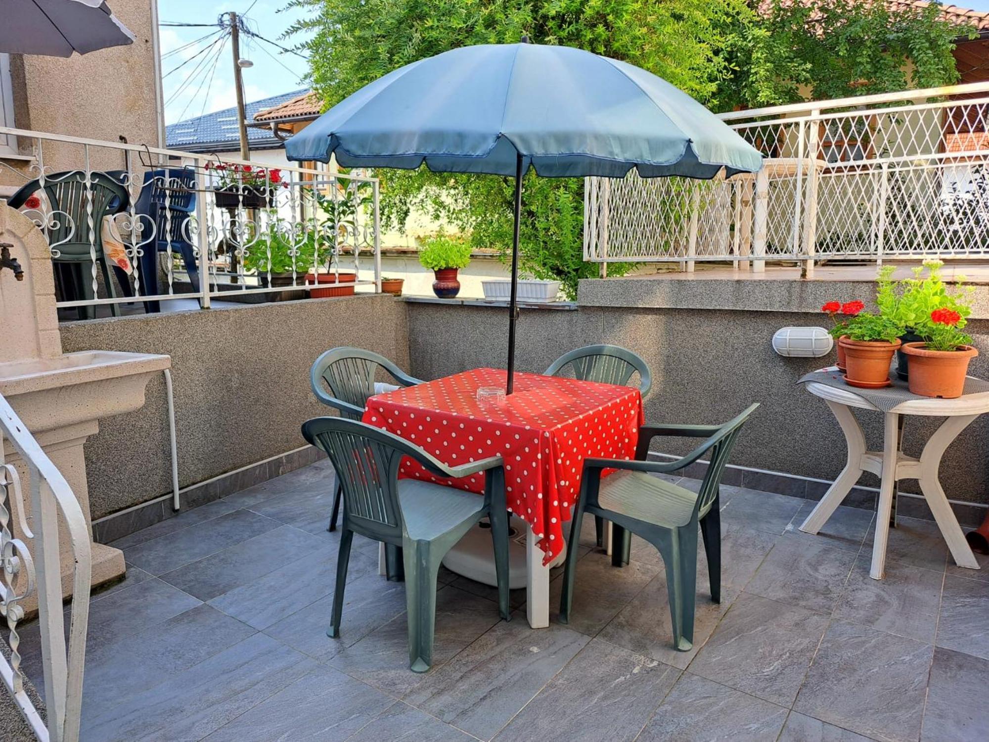 Apartman Slatki Dom 1 塞拉耶佛 外观 照片